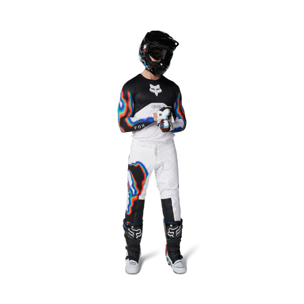 Tenue Cross Fox Flexair Edition Limitée SCANS Blanc Noir 2024